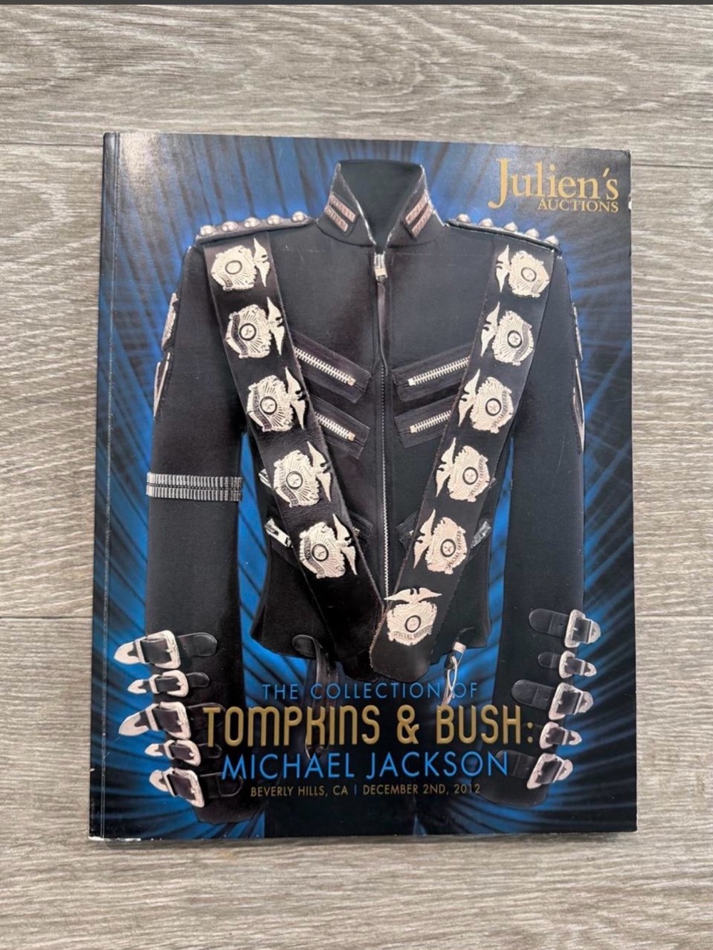 Julien's Auctions Michael Jackson 2012 Catalog Rare Item Used Condition